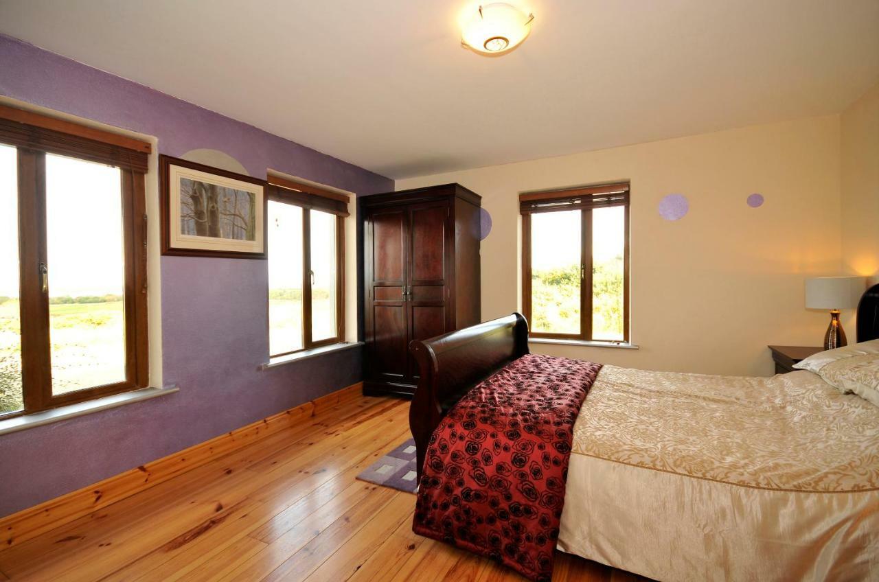 Ardnagreevagh House With Sea Views Close To Beach With Wifi And Large Kitchen And Dining מראה חיצוני תמונה