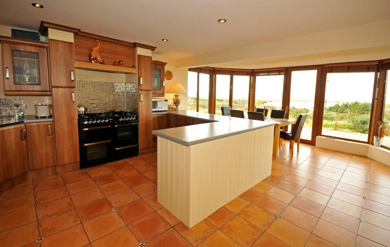 Ardnagreevagh House With Sea Views Close To Beach With Wifi And Large Kitchen And Dining מראה חיצוני תמונה