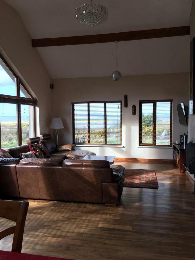 Ardnagreevagh House With Sea Views Close To Beach With Wifi And Large Kitchen And Dining מראה חיצוני תמונה