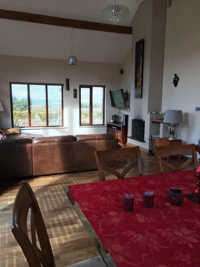Ardnagreevagh House With Sea Views Close To Beach With Wifi And Large Kitchen And Dining מראה חיצוני תמונה